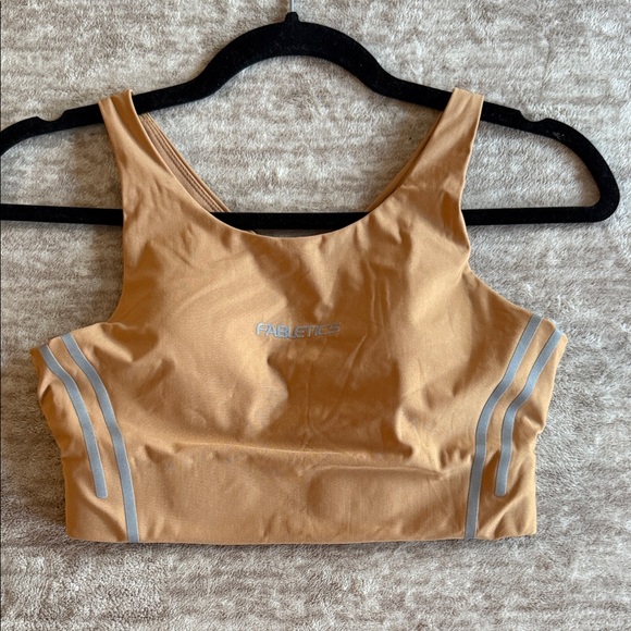 Fabletics No Bounce Reflective High Impact Sports Bra - Picture 5 of 11